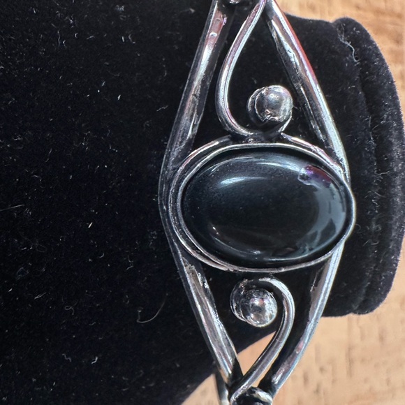 Black Onyx Sterling Silver Bangle - Picture 2 of 6